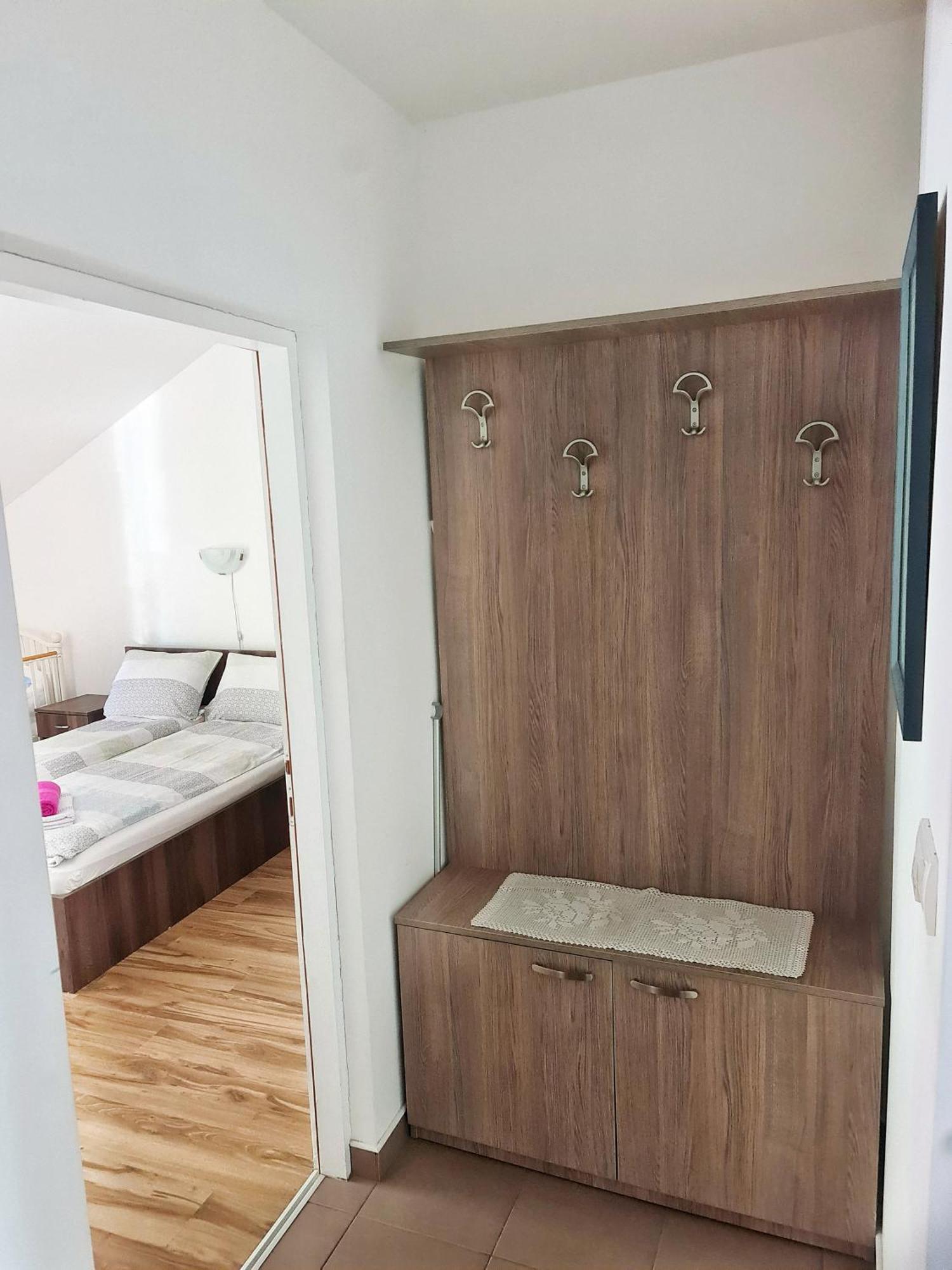 Apartment Maja V *